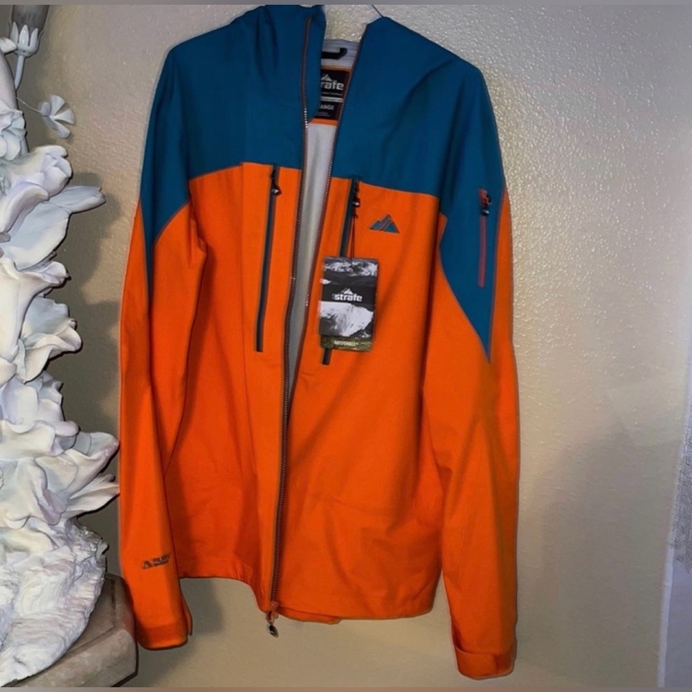 Strafe Noeshell Jacket in XL (men’s)